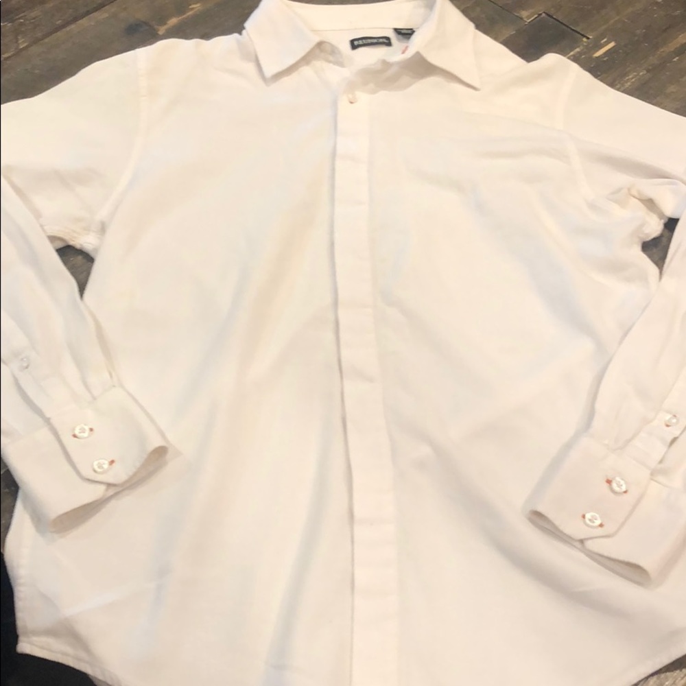 Reunion Men hidden button up shirt